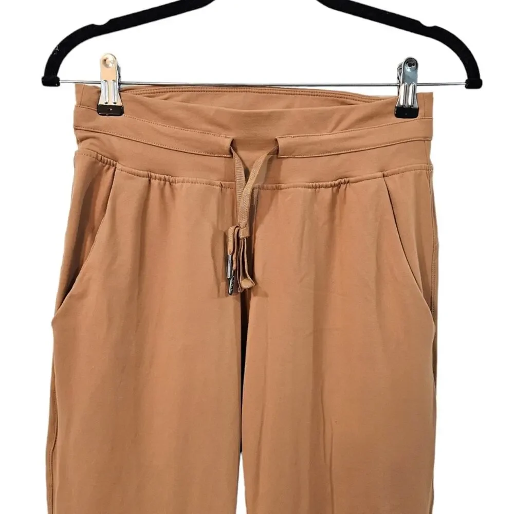 Zyia Ascend Joggers Size M
